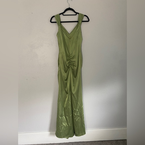 BORA Retro Old Hollywood Style Gown in Emerald Green - Picture 3 of 5